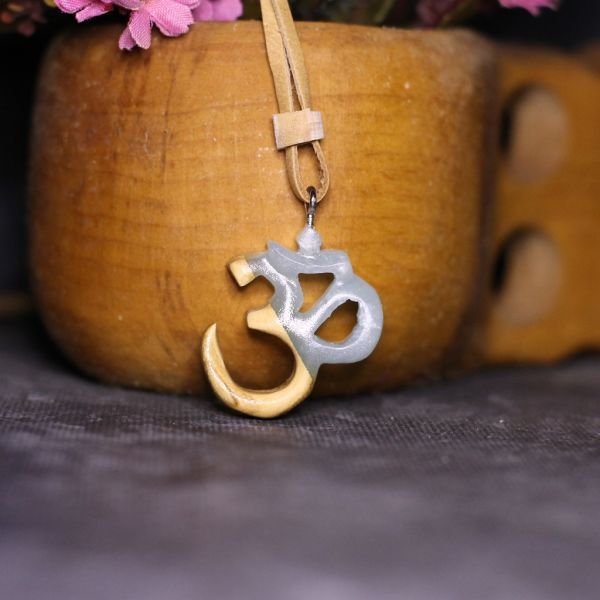 Om (AUM)